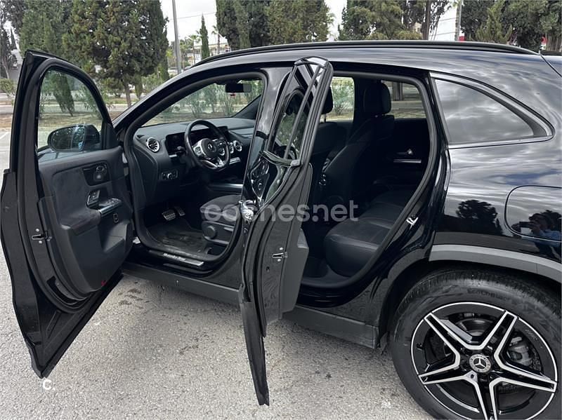 Usado Mercedes GLA220 177 CV (130 kW) 2019 Negro SUV