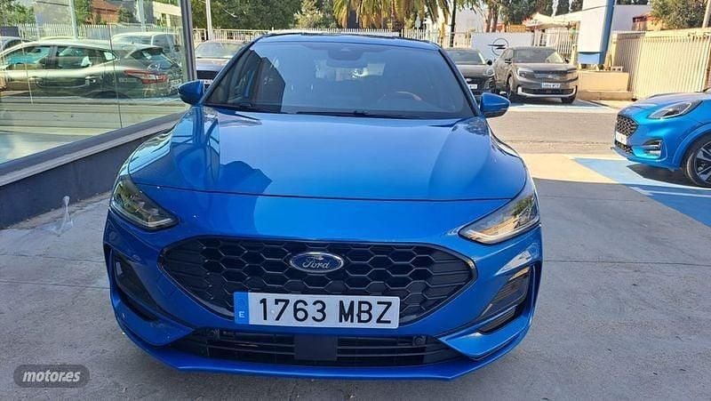 Usado Ford Focus ST-Line 125 CV (91 kW) 2022 Azul Berlina