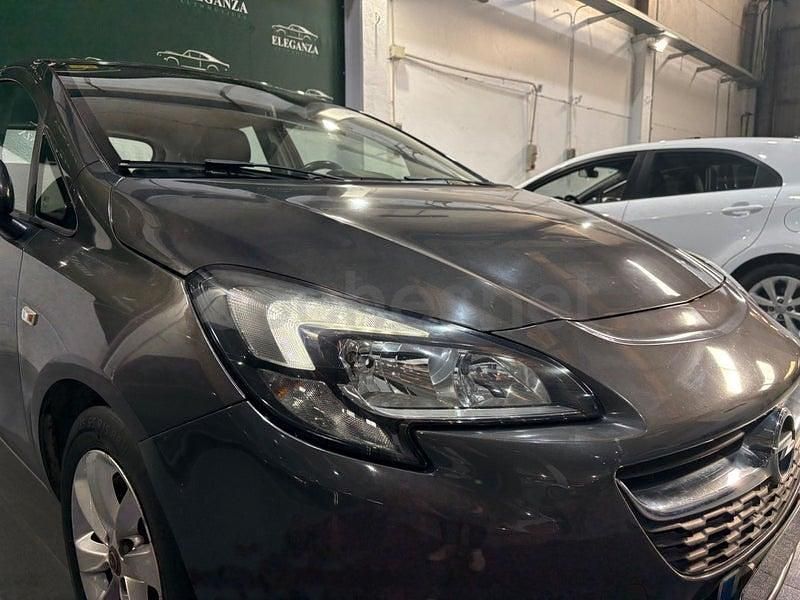 Usado Opel Corsa Business 90 CV (66 kW) 2016 Gris / plata Berlina