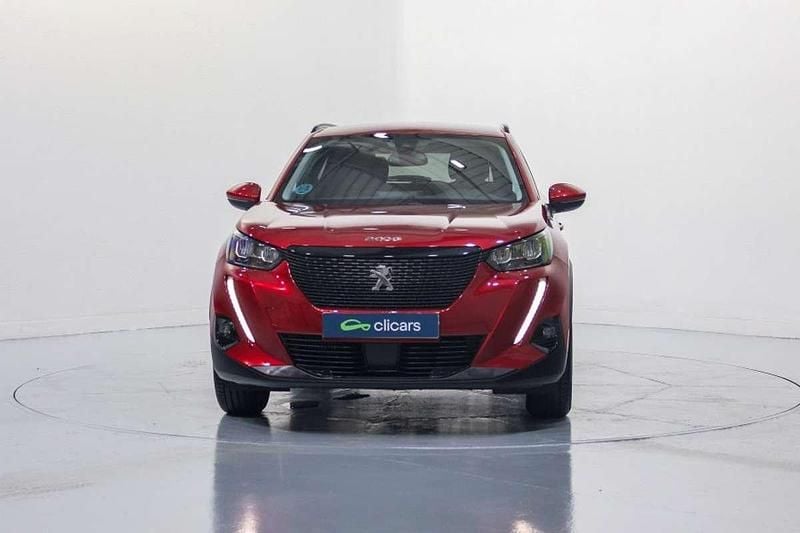 Usado Peugeot 2008 Style 101 CV (74 kW) 2021 Rojo SUV