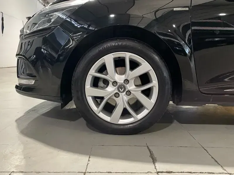 Usado Renault Clio IV LIMITED 90 CV (66 kW) 2019 Negro Berlina
