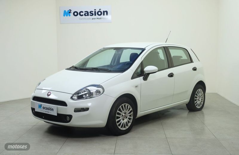 Blanco Usado 2015 Fiat Punto Pop Utilitario | 7990 € (Precio justo) - Imagen 1/4