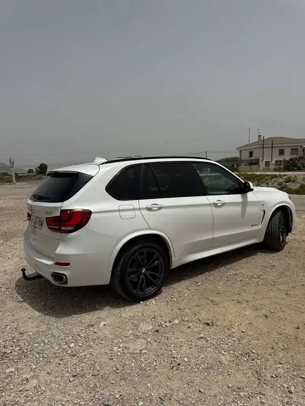 Usado BMW X5 Comfort Edition 258 CV (189 kW) 2017 Blanco SUV