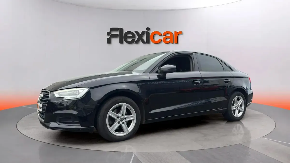 Usado Audi A3 Premium 116 CV (85 kW) 2018 Negro Berlina