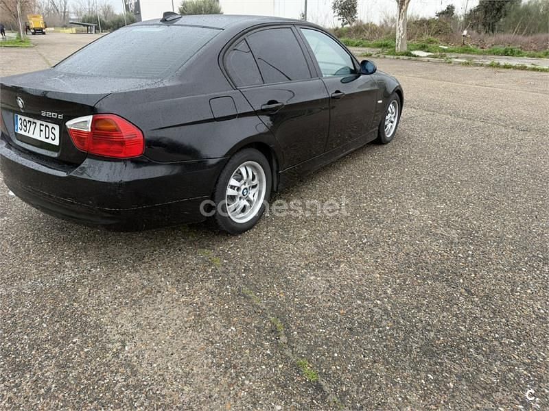 Usado BMW 320 Gran Turismo 184 CV (135 kW) 2013 Negro Berlina