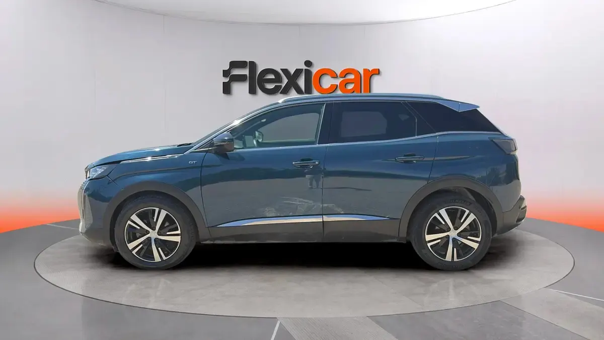 Usado Peugeot 3008 GT 131 CV (96 kW) 2022 Azul SUV