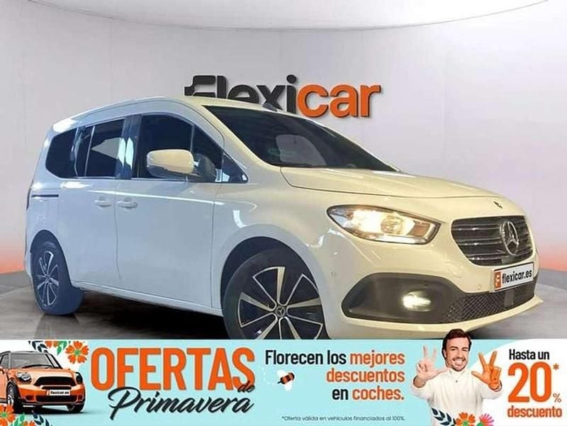 Usado Mercedes 180 116 CV (85 kW) 2023 Blanco Berlina