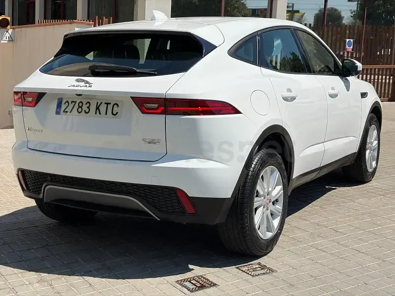 Usado Jaguar E-Pace S 150 CV (110 kW) 2019 Blanco SUV