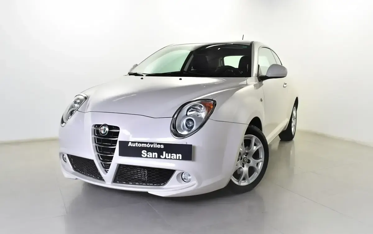 Usado Alfa Romeo MiTo Distinctive 95 CV (69 kW) 2013 Blanco Utilitario