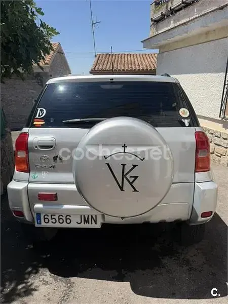 Usado Toyota RAV4 Luna 150 CV (110 kW) 2002 Gris / plata SUV