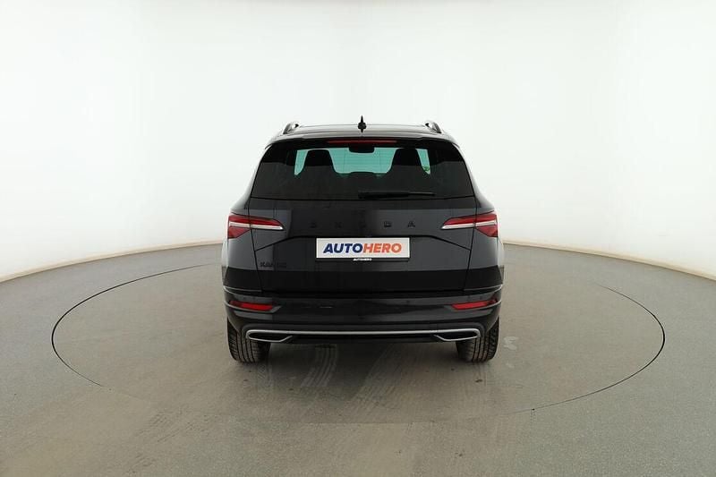 Usado Skoda Karoq SportLine 150 CV (110 kW) 2023 Negro SUV