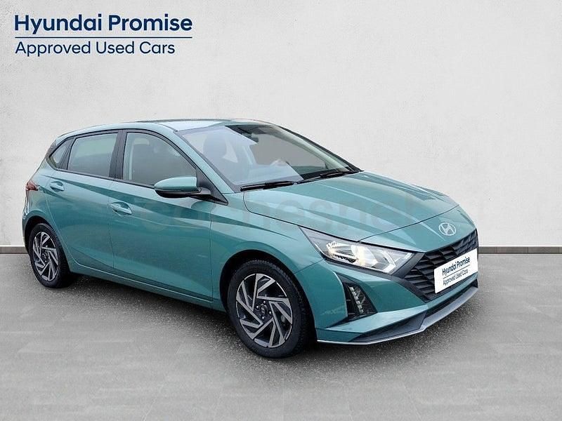 Usado Hyundai i20 79 CV (58 kW) 2024 Verde Utilitario