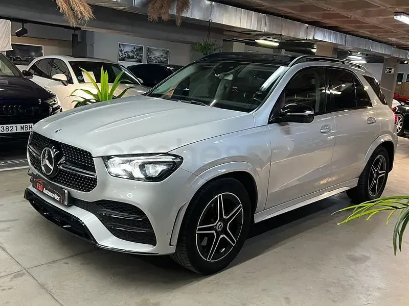 Usado Mercedes GLE300 245 CV (180 kW) 2019 Gris / plata SUV