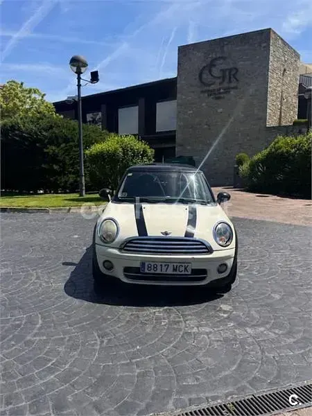 Usado Mini Cooper D 110 CV (80 kW) 2008 Beige Utilitario
