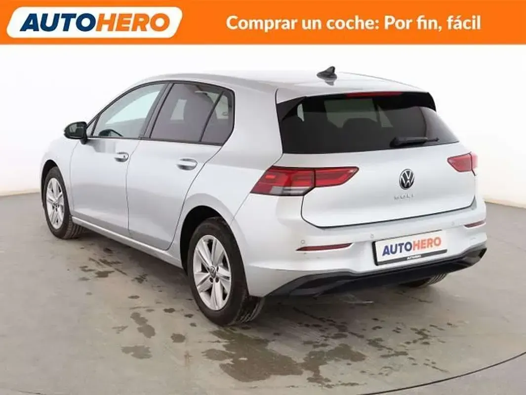 Usado VW Golf VIII Life 116 CV (85 kW) 2023 Gris Utilitario