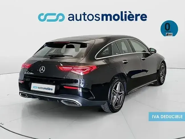 Usado Mercedes CLA250e 218 CV (160 kW) 2023 Negro Berlina