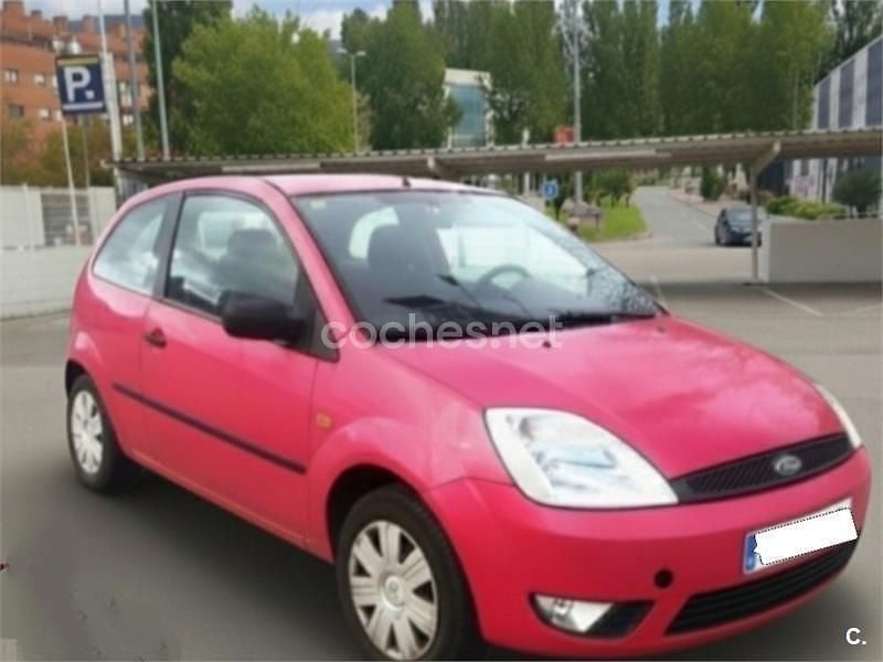 Rojo Usado 2004 Ford Fiesta Ambiente Coupe | 1300 € (Precio justo) - Imagen 1/4