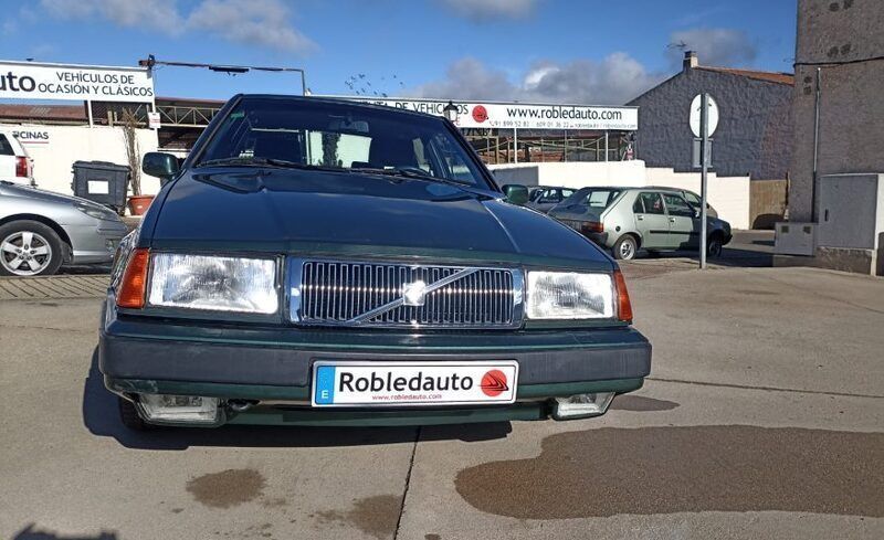 Usado Volvo 460 109 CV (80 kW) 1993 Verde oscuro Berlina