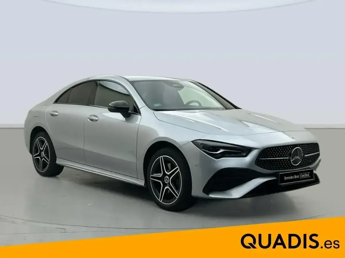 Usado Mercedes CLA250e 218 CV (160 kW) 2025 Gris Berlina