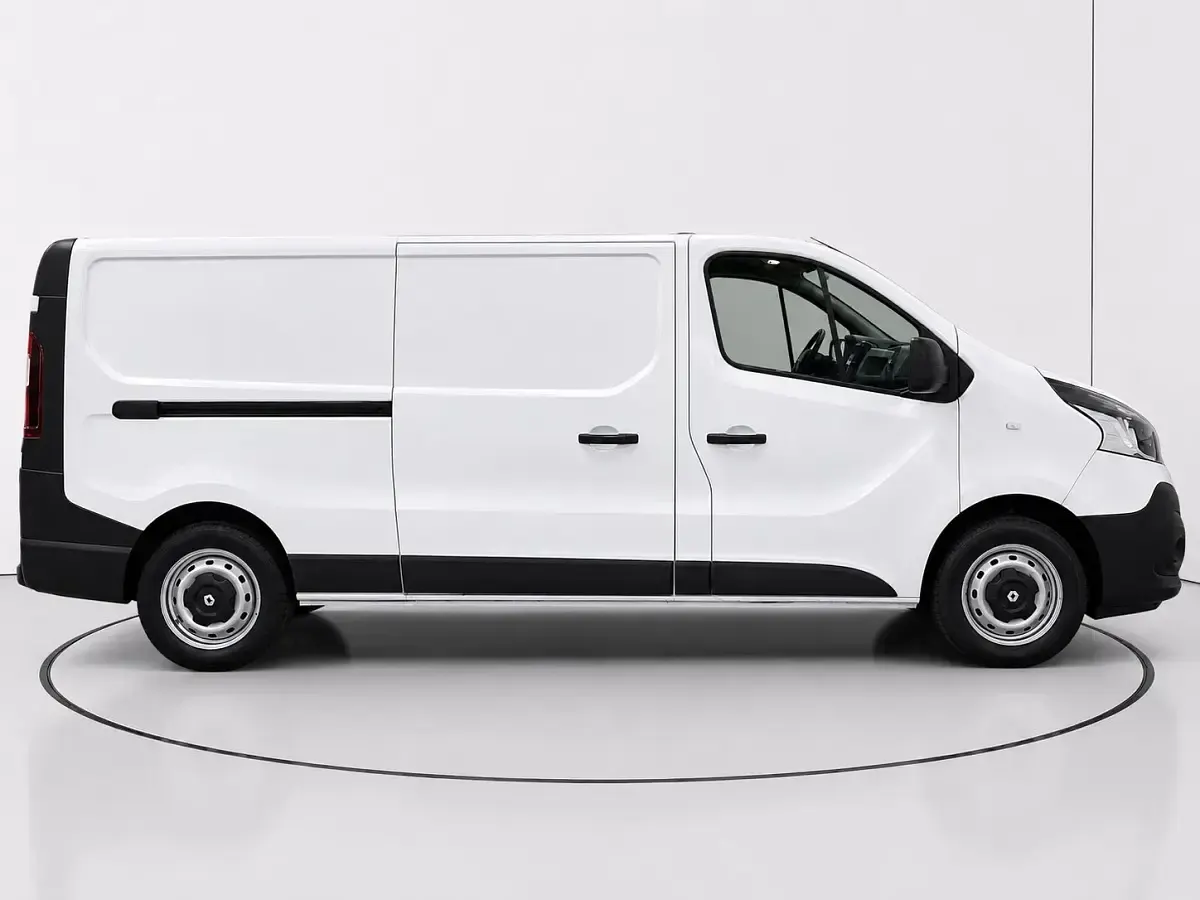 Usado Renault Trafic 125 CV (91 kW) 2019 Blanco Monovolumen
