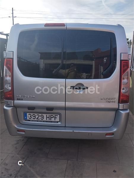 Usado Peugeot Partner Tepee Access 92 CV (67 kW) 2013 Gris / plata Monovolumen