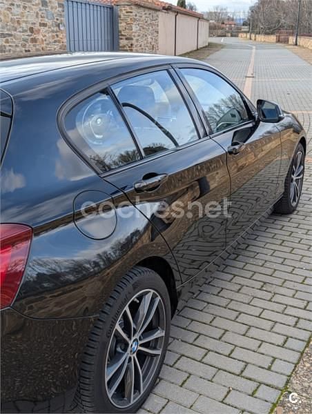 Usado BMW 118 Sport Line 136 CV (100 kW) 2018 Azul Utilitario