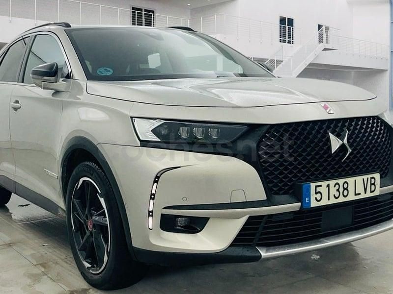 Usado DS Automobiles DS7 Crossback 131 CV (96 kW) 2021 Gris / plata SUV