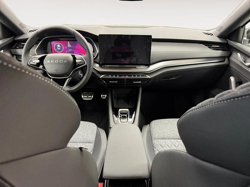 Nuevo Skoda Octavia SportLine 150 CV (110 kW) 2026 Blanco