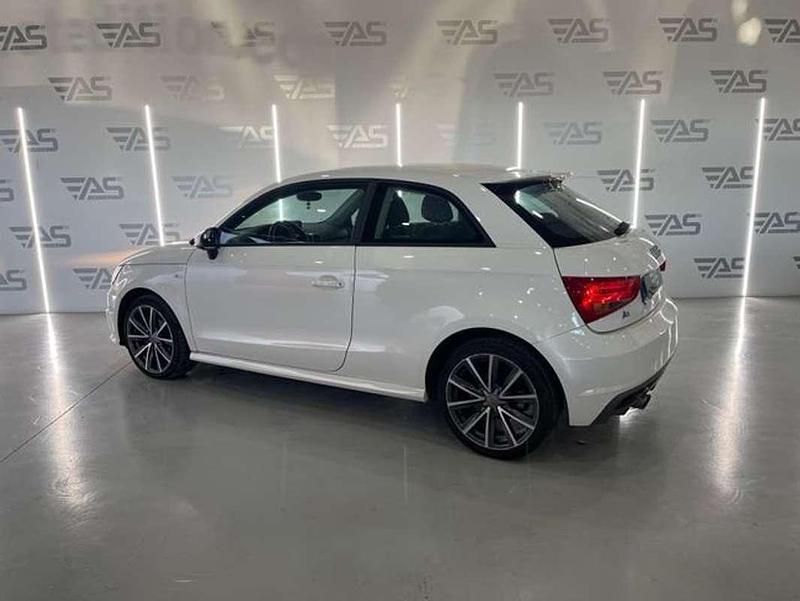 Usado Audi A1 Ambition 95 CV (69 kW) 2016 Blanco Utilitario