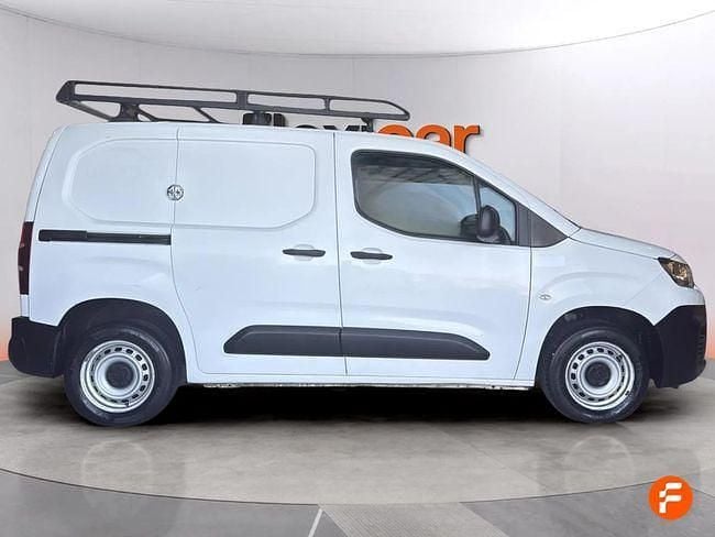 Usado Citroën Berlingo 102 CV (75 kW) 2022 Blanco Monovolumen