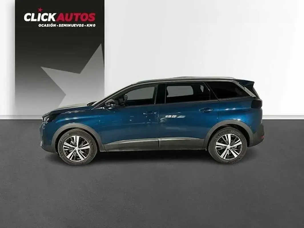 Usado Peugeot 5008 Allure 131 CV (96 kW) 2023 Azul SUV