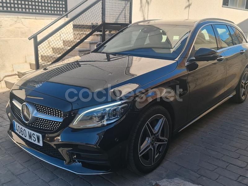 Negro Usado 2020 Mercedes C300e Familiar | 32.900 € (Un poco caro) - Imagen 1/4