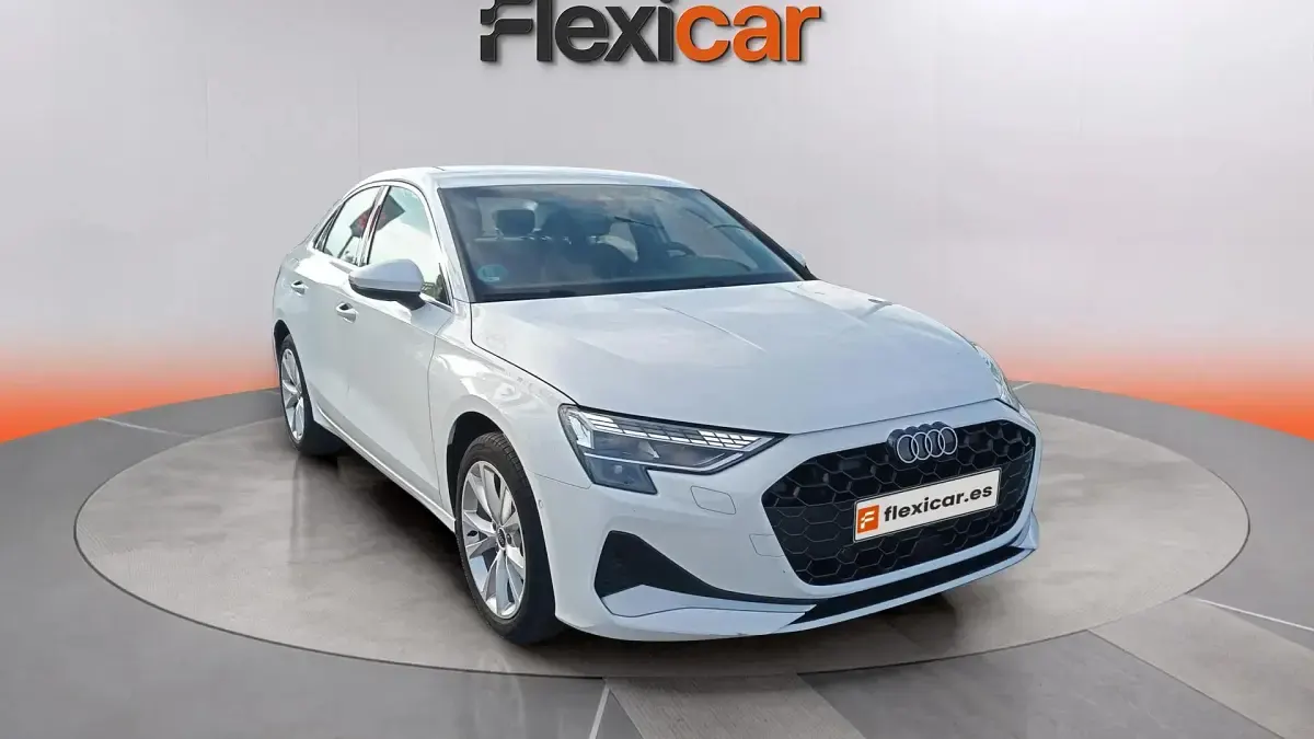 Usado Audi A3 Advanced Plus 116 CV (85 kW) 2024 Blanco Berlina