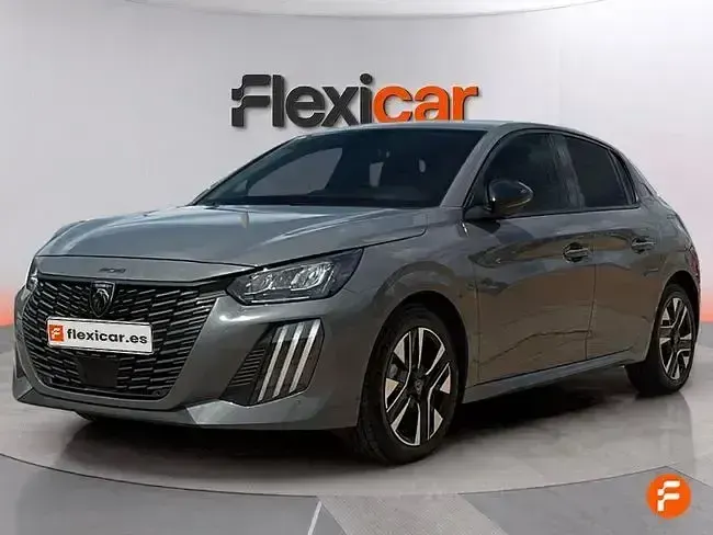 Usado Peugeot 208 Allure 100 CV (73 kW) 2025 Blanco Utilitario