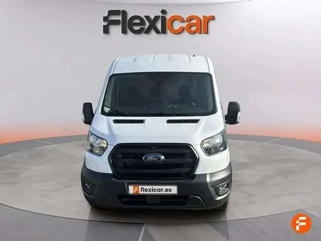 Usado Ford T Trend 131 CV (96 kW) 2023 Blanco Van