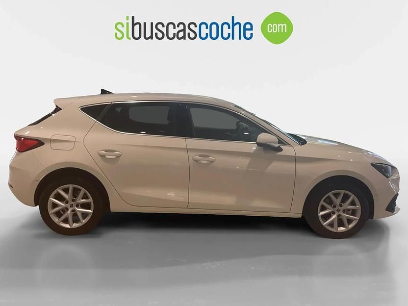 Usado Seat Leon Style 116 CV (85 kW) 2025 Blanco
