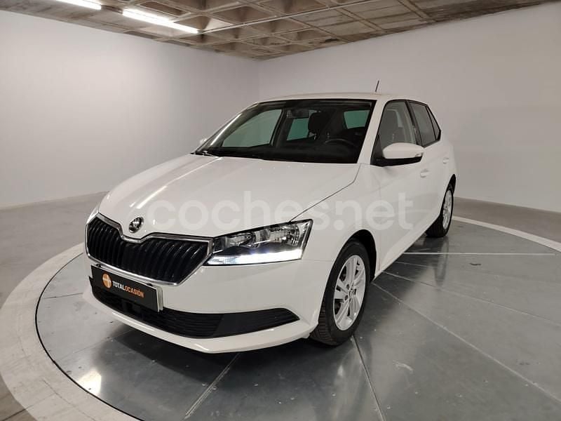 Blanco Usado 2020 Skoda Fabia Ambition Utilitario | 14.490 € (Caro) - Imagen 1/4