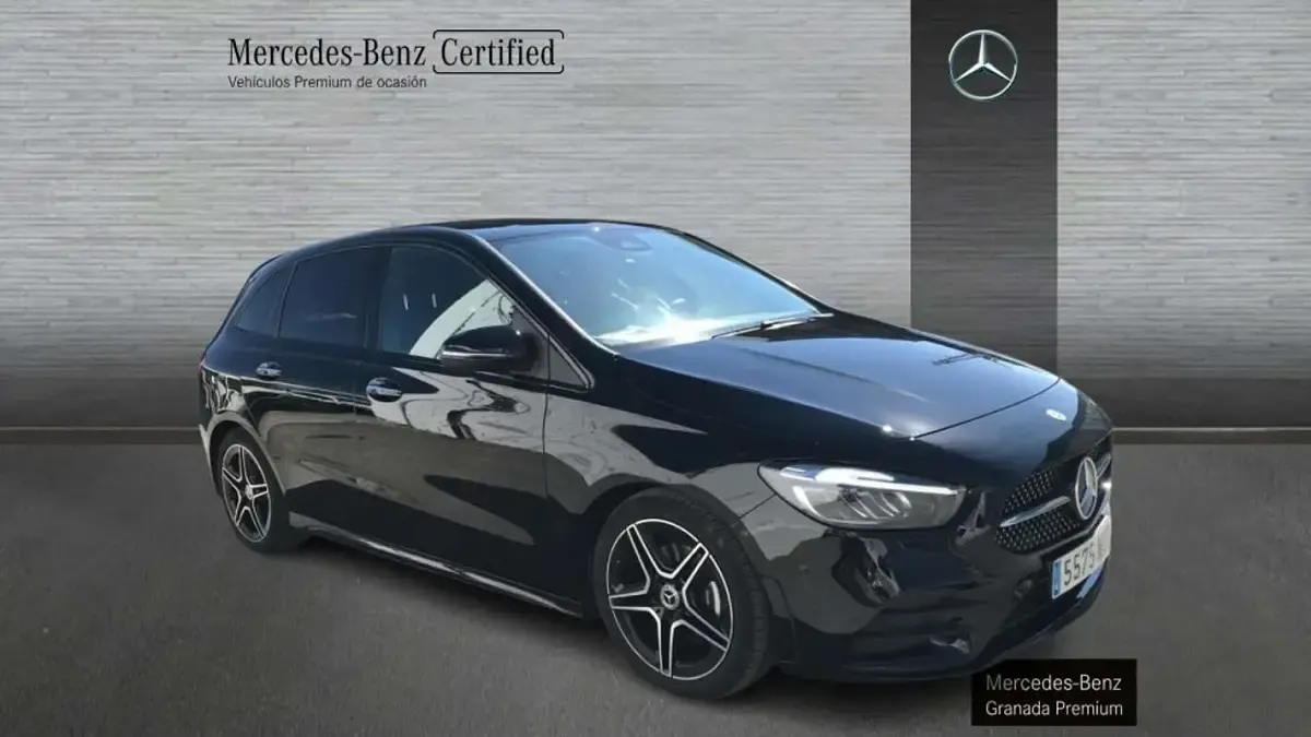 Usado Mercedes B200 150 CV (110 kW) 2024 Negro Utilitario