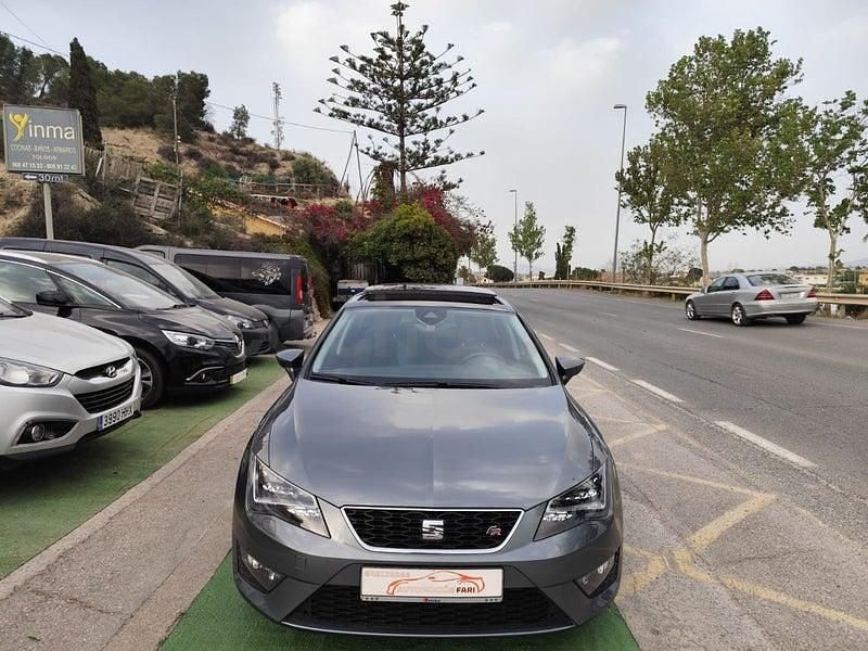 Usado Seat Leon FR 184 CV (135 kW) 2016 Gris / plata Berlina