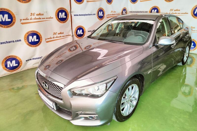 Usado Infiniti Q50 170 CV (125 kW) 2017 Gris Berlina