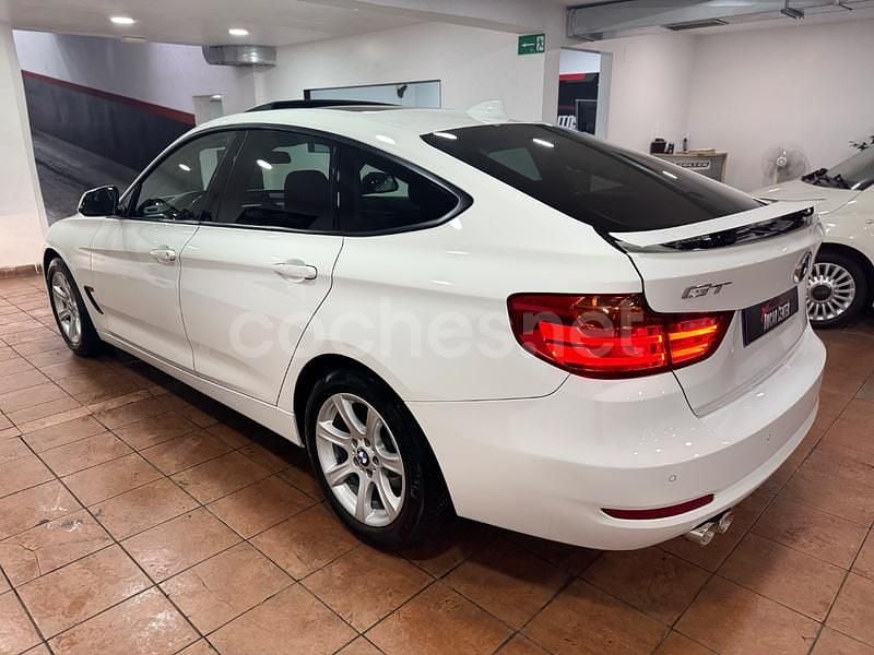 Usado BMW 318 Gran Turismo 143 CV (105 kW) 2014 Blanco Berlina