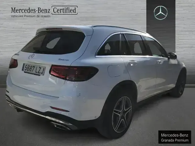 Usado Mercedes GLC220 AMG line 194 CV (142 kW) 2022 Blanco SUV