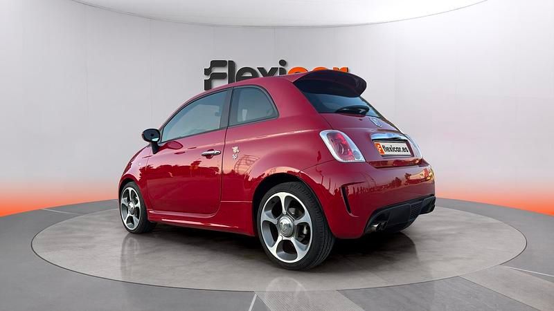 Usado Abarth 500 135 CV (99 kW) 2016 Rojo Berlina