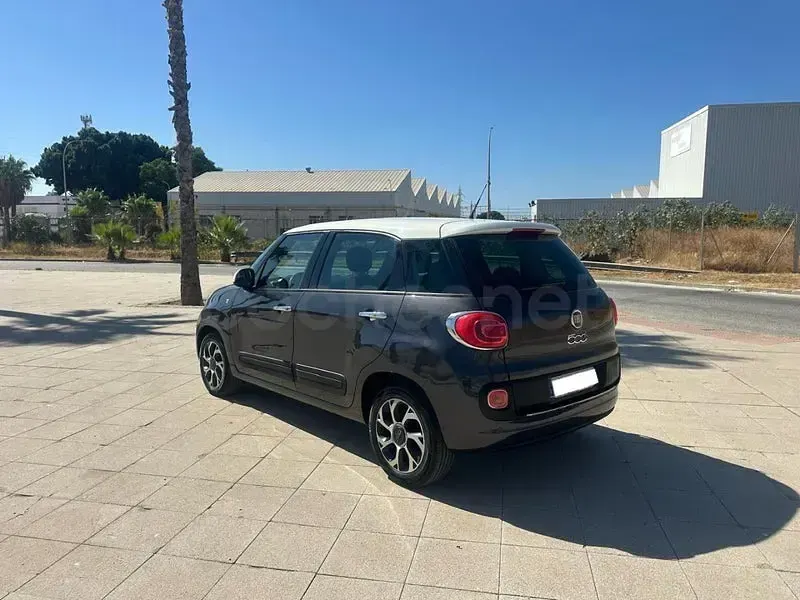 Usado Fiat 500L Lounge 95 CV (69 kW) 2017 Negro Monovolumen