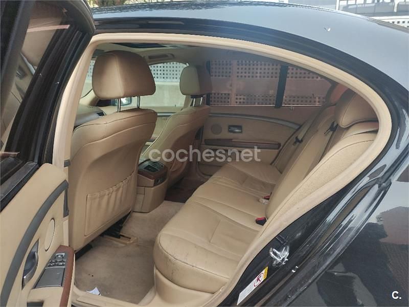 Usado BMW 730 218 CV (160 kW) 2003 Negro Berlina