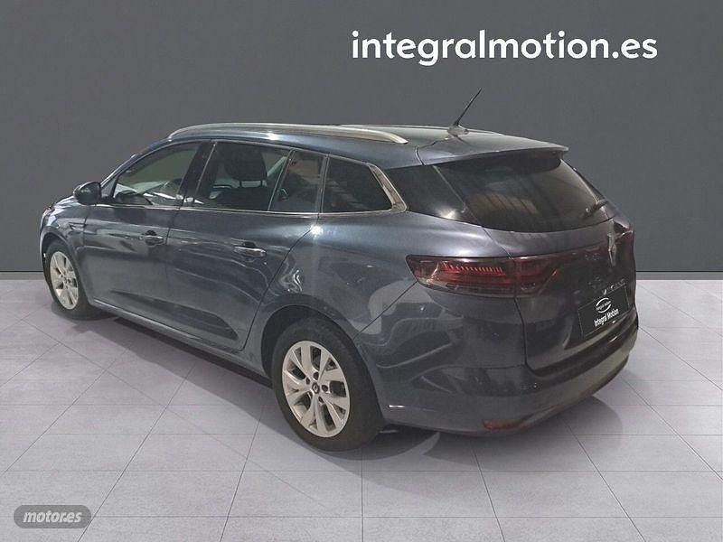 Usado Renault Mégane GrandTour Intens 115 CV (84 kW) 2022 Varios colores Familiar