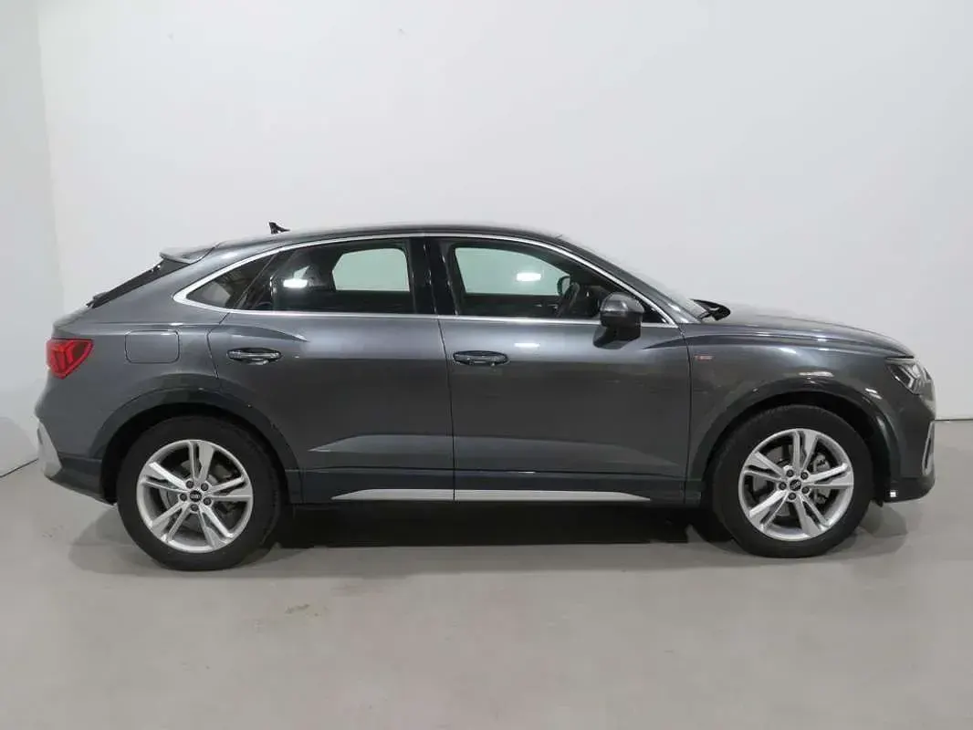 Usado Audi Q3 Sportback S-Line 245 CV (180 kW) 2021 Gris SUV