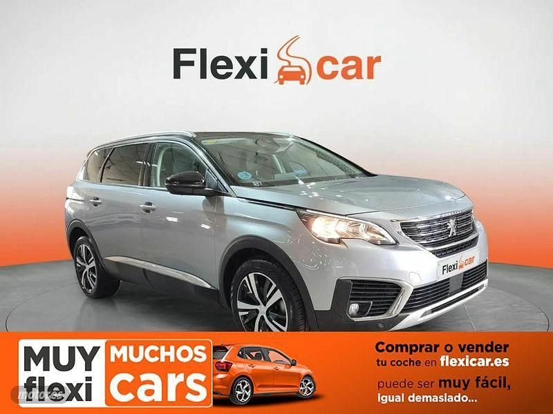 Usado Peugeot 5008 Allure 130 CV (95 kW) 2020 Gris Monovolumen