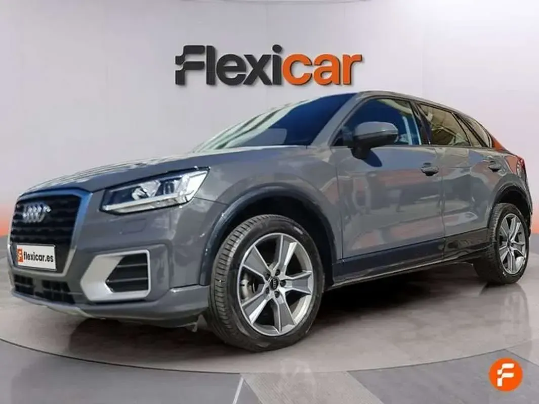 Usado Audi Q2 Advanced Plus 150 CV (110 kW) 2017 Gris SUV