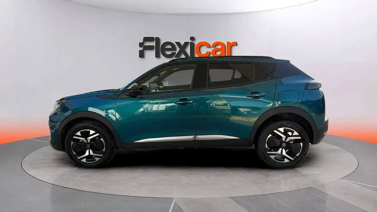 Usado Peugeot 2008 Allure 101 CV (74 kW) 2025 Azul SUV